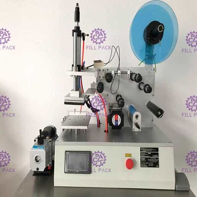 Square Flat Bottle Labeling Machine 2000BPH Jars Adhesive Sticker Semi Automatic