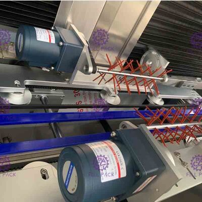 Automatic Double Head PET Bottle Labeling Machine For Both Body Labels