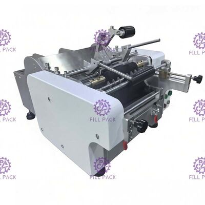 Semi Automatic Industrial Bottle Labeling Machine For Wet Glue Paper Labels
