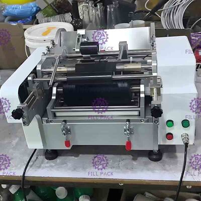 Semi Automatic Industrial Bottle Labeling Machine For Wet Glue Paper Labels