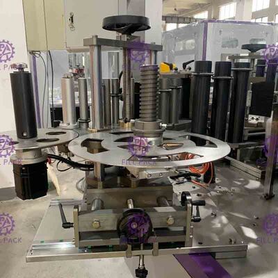Rotary Type Self Adhesive Sticker Beer Glass Bottle Labeling Machine For Single Label