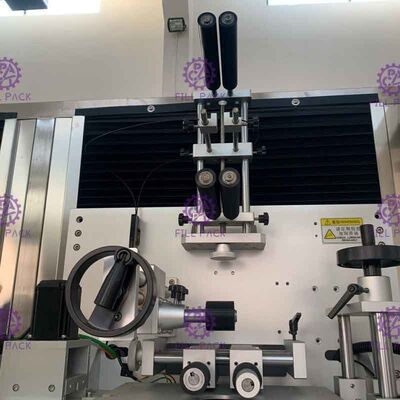 Industrial Automatic Labeling Machine , Beverage Bottle Double Head Sleeve Labeling System