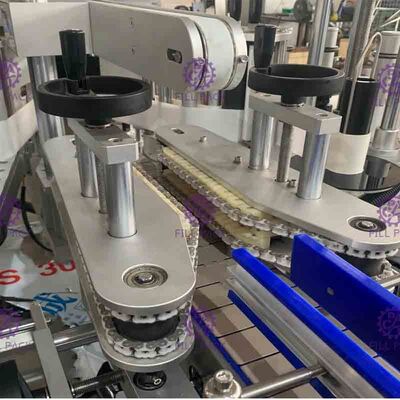 1200W Industrial Oil Bottle Labeling Equipment Electric Driven Type