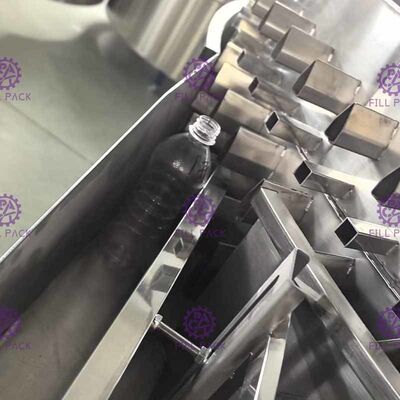 PET / Plastic Unscrambler PE Bottle Sorting Machine Equipment Line Plant System Receiving Accumulator Table