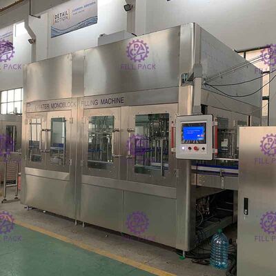 PLC Control High Speed Automatic Water Filling Machine For Plastic / PET Bottle