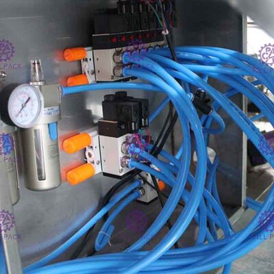 Belt Capping Type Wine Bottle Filler With Cap Lifter Level Filling Controlled