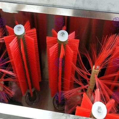 Double Heads Semi Automatic Glass Bottle Cleaning Machine For Beverage Filling Line