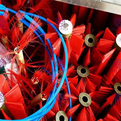 Double Heads Semi Automatic Glass Bottle Cleaning Machine For Beverage Filling Line