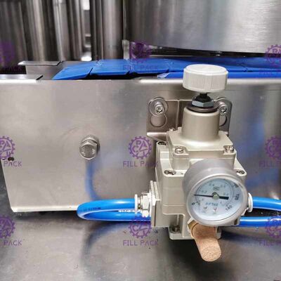 Automatic 3 in 1 Soft Drink Bottling Equipment Food Stage Stainless Steel