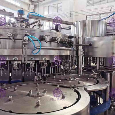 PLC Control 3 in 1 Carbonated Drink Filling Machine For Round 0.3L-2L PET Bottle