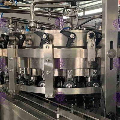 Screw Feeding Type Cola / Soda Can Filling Machine / Canning Machine Plc Control