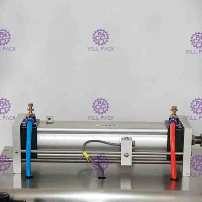 25bpm Pneumatic Paste Filling Machine Mineral Water Filling Machine With Foot Switch