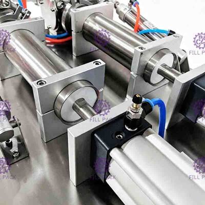 Semi Automatic Glass / PET Bottle Water Filling Machine For Honey