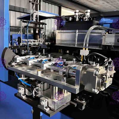 Auto Energy Juice Oil Beverage Pet / Plastic Bottle Blow / Blower / Blowing Machine / Equipment / Line / Plant / System