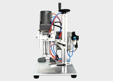 Semi Auto Desktop Pneumatic Screw Capping Machine For Spray Plastic Bottle