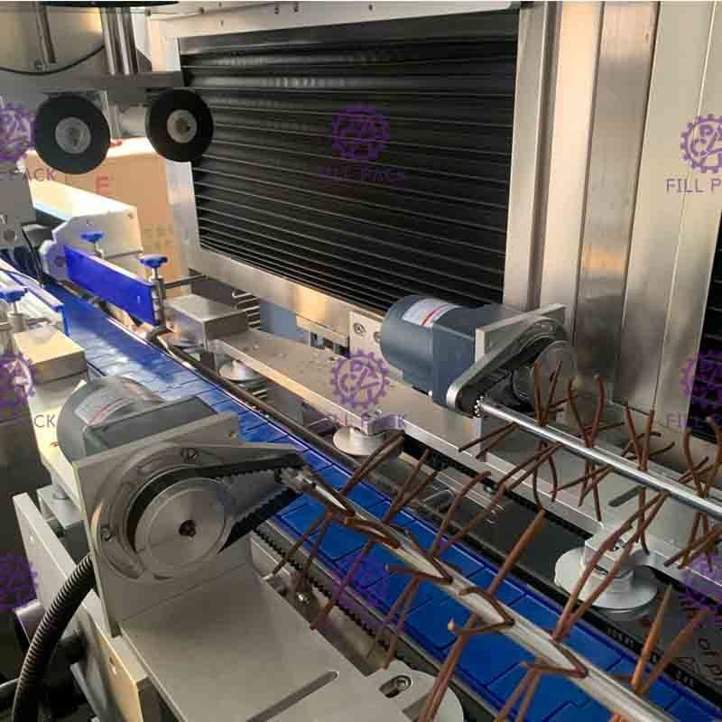 Two / Double Head PVC PET / Plastic Bottle Sleeve Shrink Labeling / Labeler Machine / Equipment / Plant / System