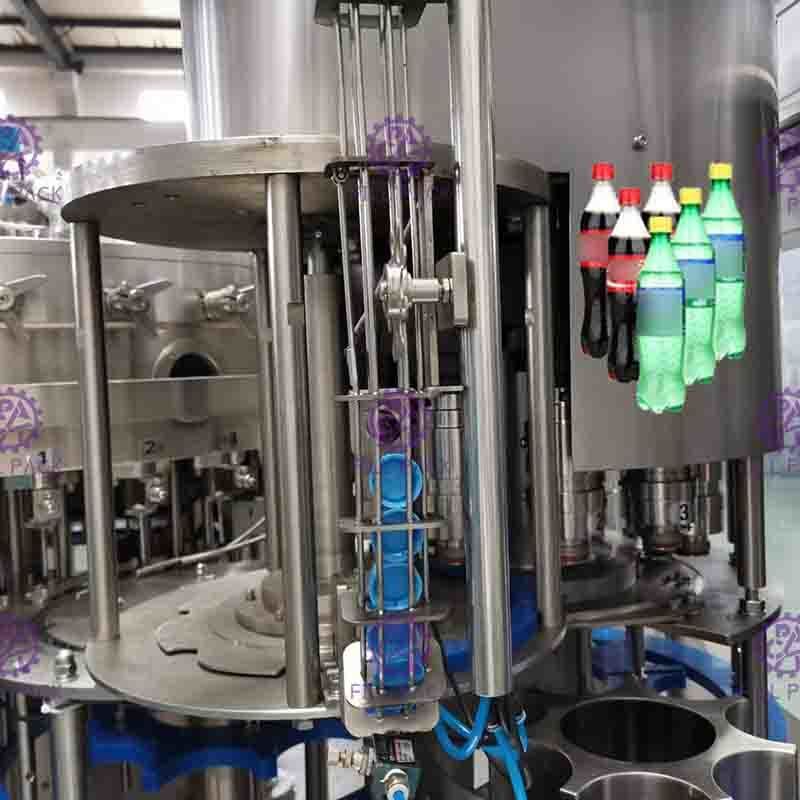 PET Plastic Glass 3 In 1 Monobloc Gas Drink Beverage Water Wine Bottling Machine / Equipment / Line / Plant / System