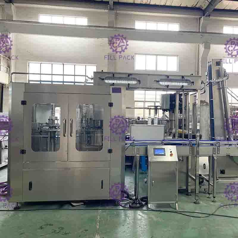 Monobloc Pet / Plastic Bottle / Bottled Drink Beverage Tea Juice Filling Machine / Equipment / Plant / System / Line