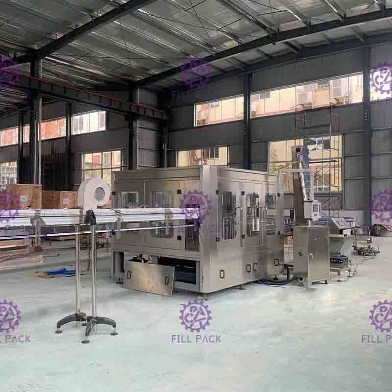 PLC Control Water Production Line , 15000BPH Plastic Bottle Monoblock Filling Machine