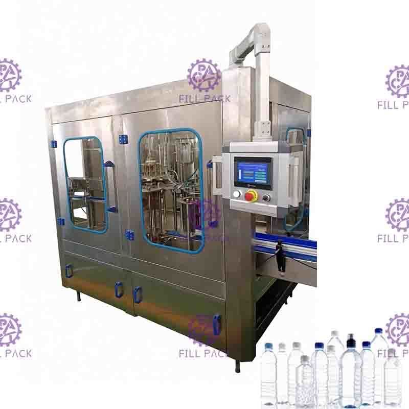 12 Heads Big Bottle Vacuum Filling Machine With Chain Feeding Conveyor